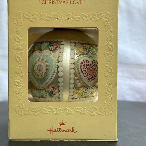 Christmas Love Tree Trimmer Collection - Hallmark Christmas Ornament from 1980 - Picture 4 of 6